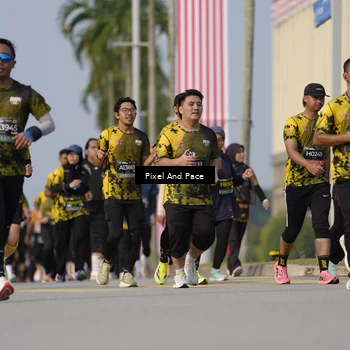 Runner Photo 6480009