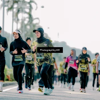 Runner Photo 6480026