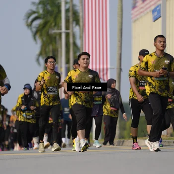Runner Photo 6480032