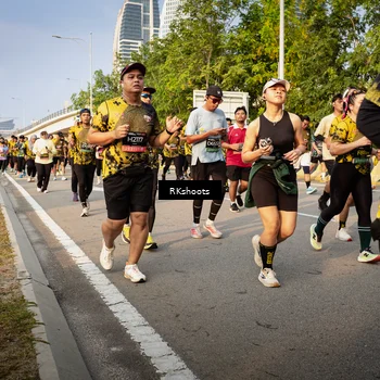 Runner Photo 6480044