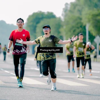 Runner Photo 6480046