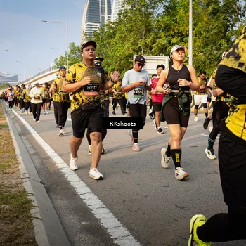 Runner Photo 6480054