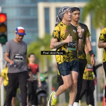 Runner Photo 6480071
