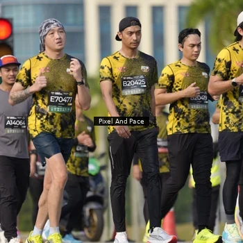 Runner Photo 6480083