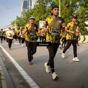 Runner Photo 6480105