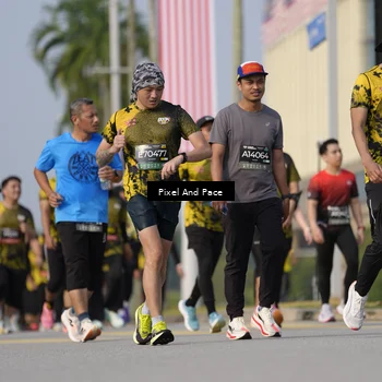 Runner Photo 6480122