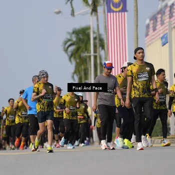 Runner Photo 6480137