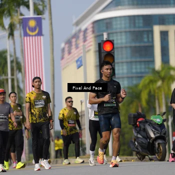 Runner Photo 6480181