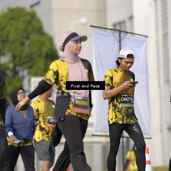 Runner Photo 6480184