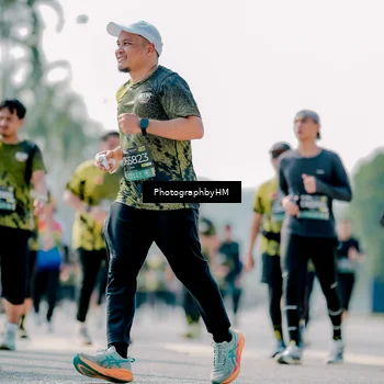 Runner Photo 6480277