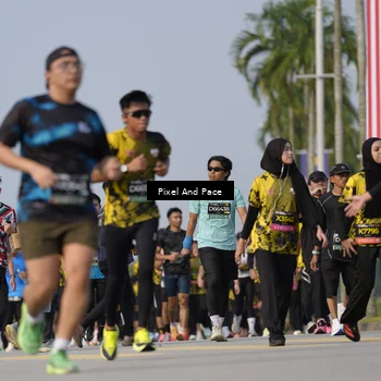 Runner Photo 6480328