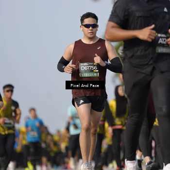 Runner Photo 6480334