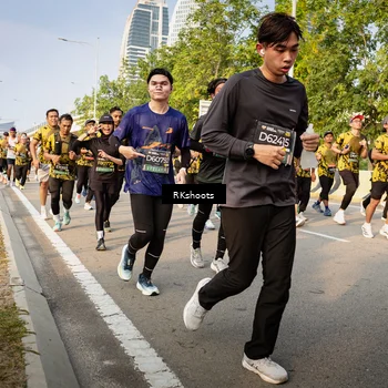 Runner Photo 6480338
