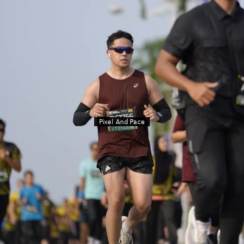 Runner Photo 6480339