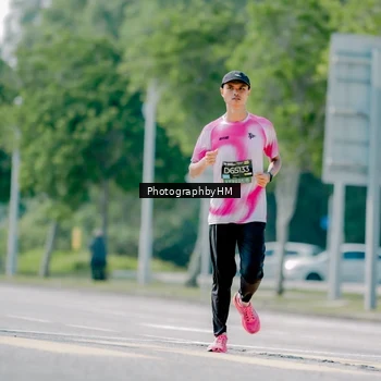 Runner Photo 6480341