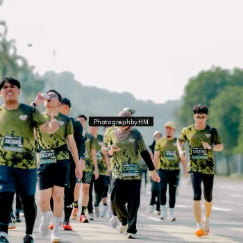 Runner Photo 6480348