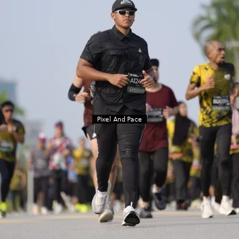 Runner Photo 6480354