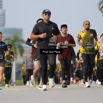 Runner Photo 6480373