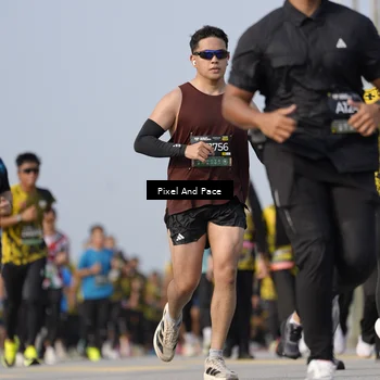 Runner Photo 6480375