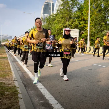 Runner Photo 6480393