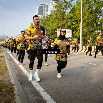 Runner Photo 6480416