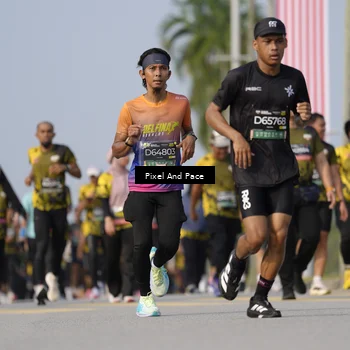 Runner Photo 6480418
