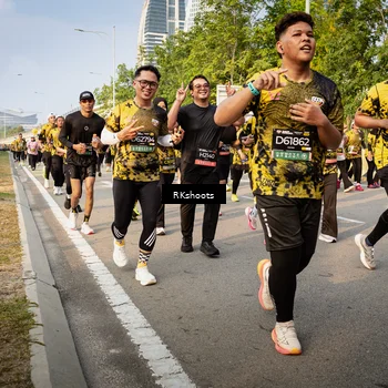 Runner Photo 6480435