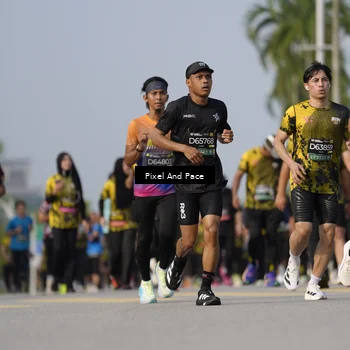Runner Photo 6480437