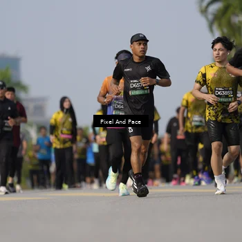 Runner Photo 6480444