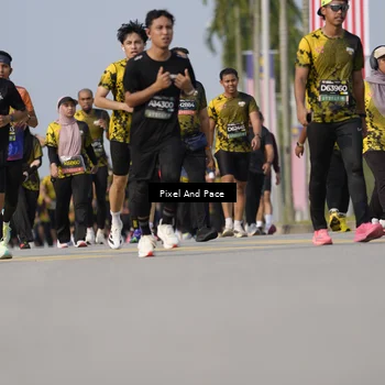 Runner Photo 6480461