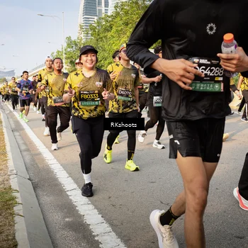 Runner Photo 6480476