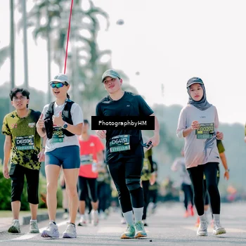 Runner Photo 6480531