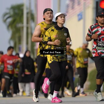 Runner Photo 6480541