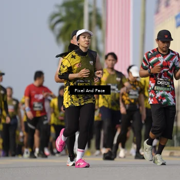 Runner Photo 6480564