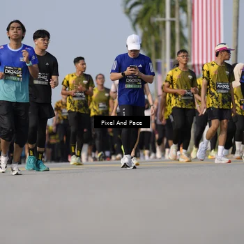 Runner Photo 6480655