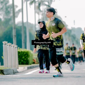 Runner Photo 6480657