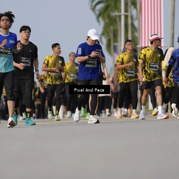 Runner Photo 6480658