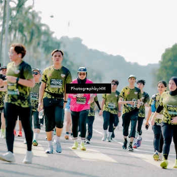Runner Photo 6480684