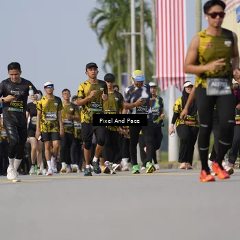 Runner Photo 6480696