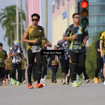 Runner Photo 6480699
