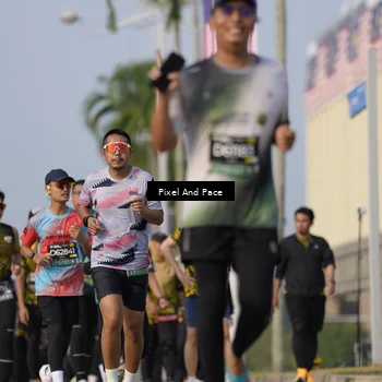 Runner Photo 6480734