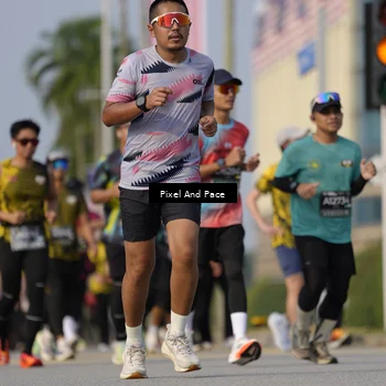 Runner Photo 6480736