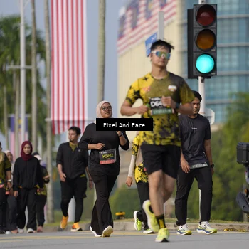 Runner Photo 6480762