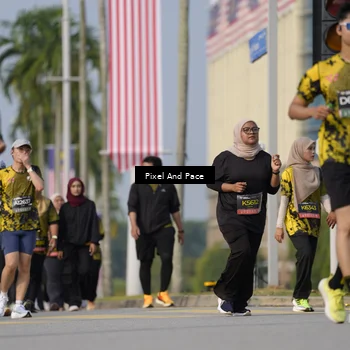 Runner Photo 6480777