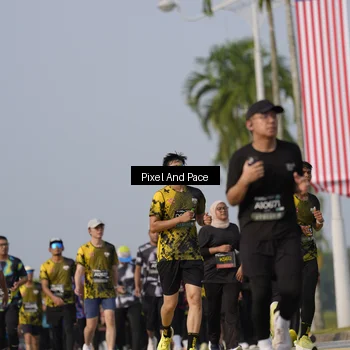 Runner Photo 6480785