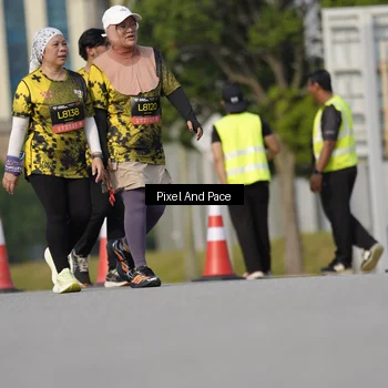 Runner Photo 6480799