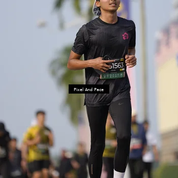 Runner Photo 6480825