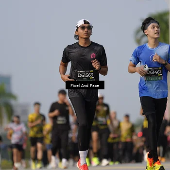 Runner Photo 6480835