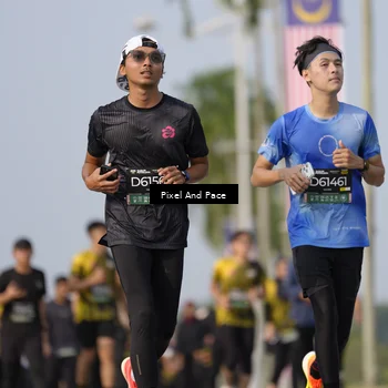 Runner Photo 6480840