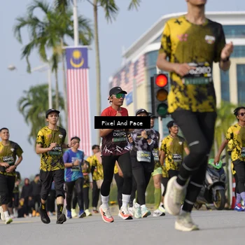 Runner Photo 6480849